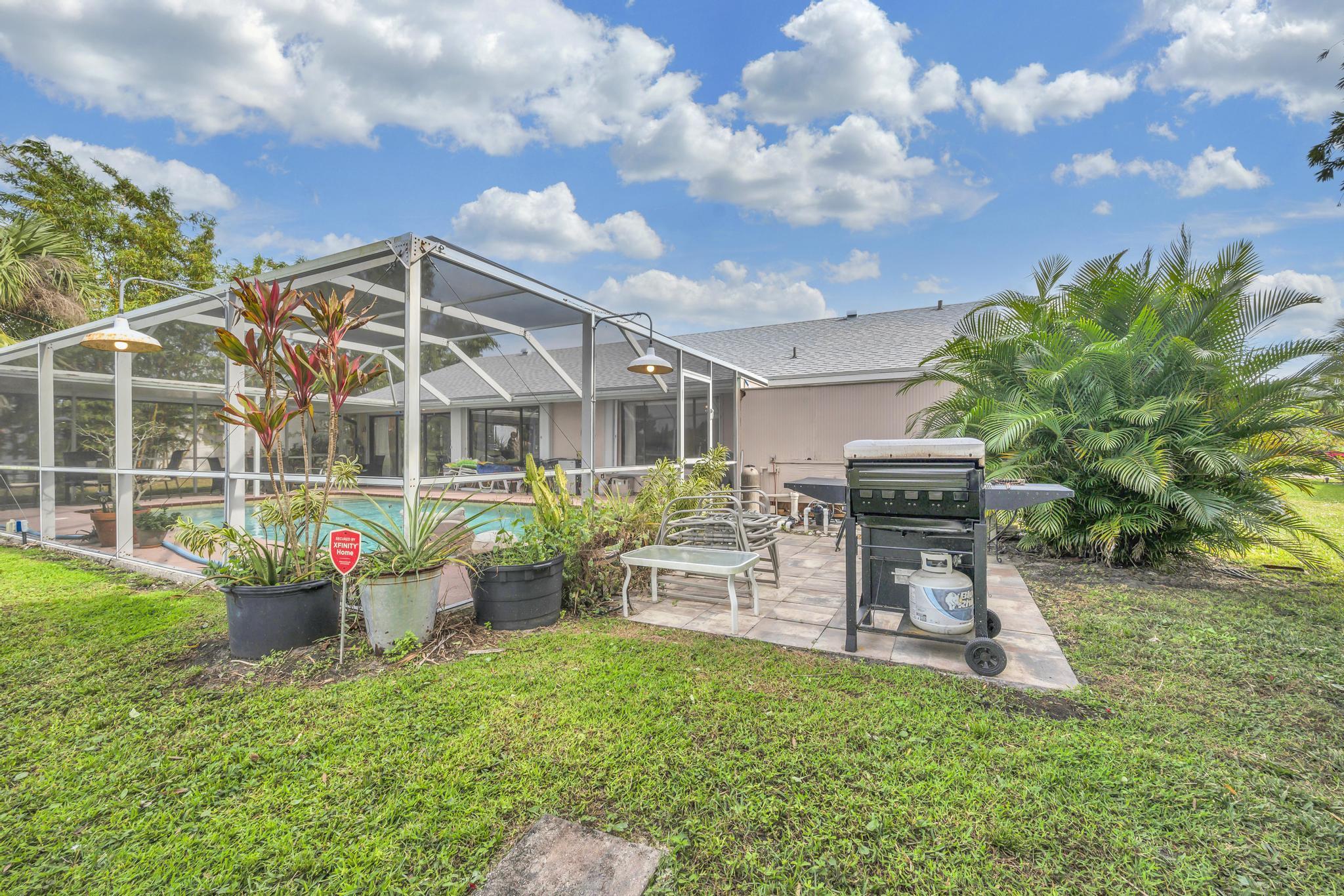 2071 Southeast Erwin Road Port St. Lucie, FL 34952 - Photo 42 of 47 A3DF2D98-ECC8-4D71-9E97-80024D1F3135