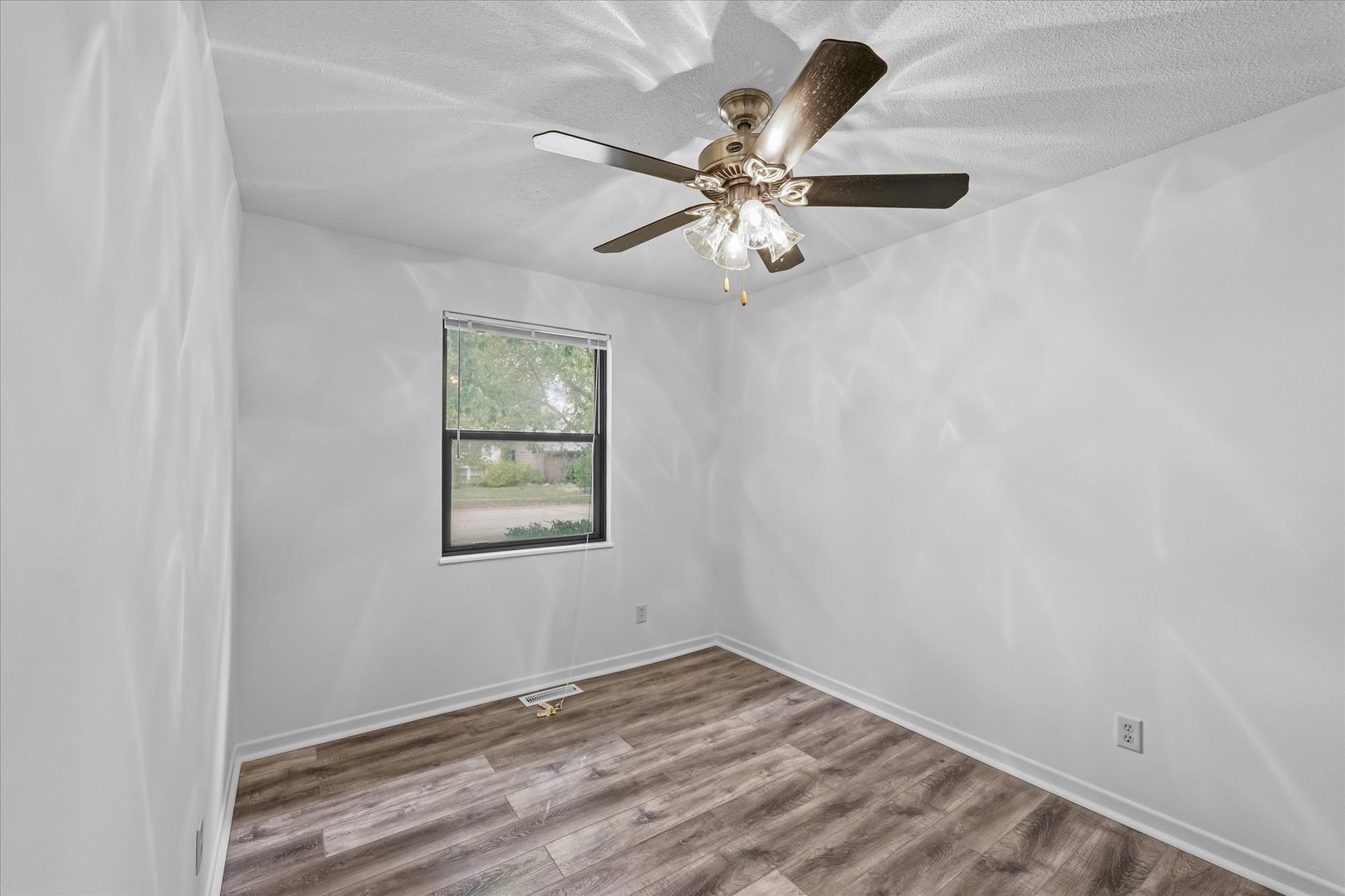 1905 Summit Drive Urbana, IL 61802 - Photo 21 of 31