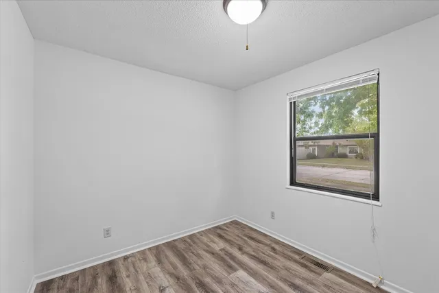 $175,000 | 1905 Summit Drive, Urbana, IL 61802