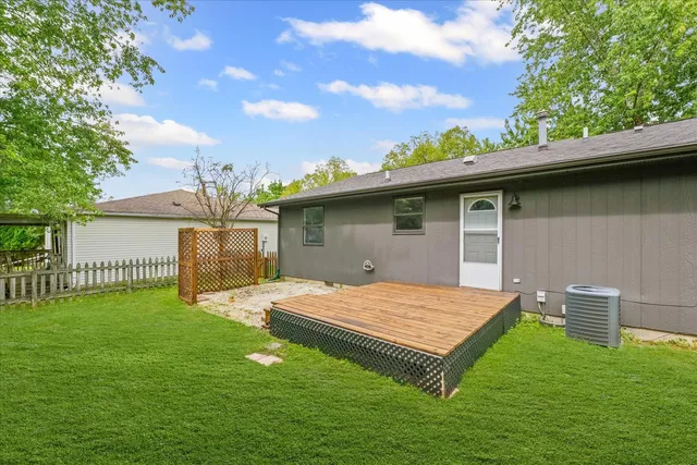 $175,000 | 1905 Summit Drive, Urbana, IL 61802