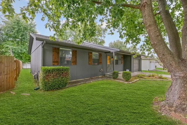 $175,000 | 1905 Summit Drive, Urbana, IL 61802