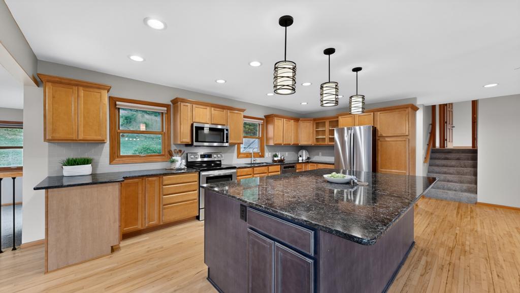 1613 Gilmore Valley Road Winona, MN 55987 - Photo 20 of 63