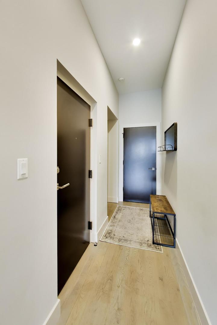 1902 West Division Street, Unit 4S Chicago, IL 60622 - Photo 29 of 33
