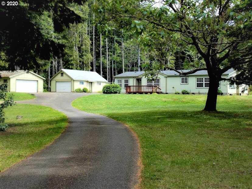 68315 Arawana Road North Bend, OR 97459 - Photo 2 of 24 Gallery Image 2