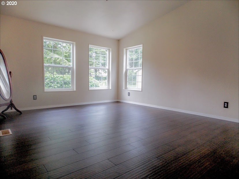 68315 Arawana Road North Bend, OR 97459 - Photo 20 of 24 Gallery Image 20