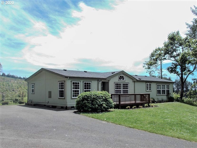 68315 Arawana Road North Bend, OR 97459 - Photo 3 of 24 Gallery Image 3