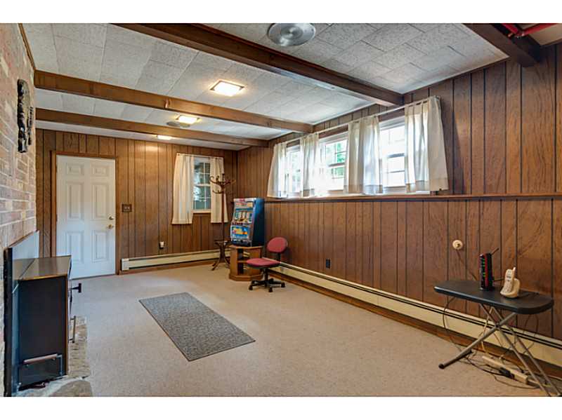 4 Westgate Road Cumberland, RI 02864 - Photo 21 of 25 Den/Family/Great Room.