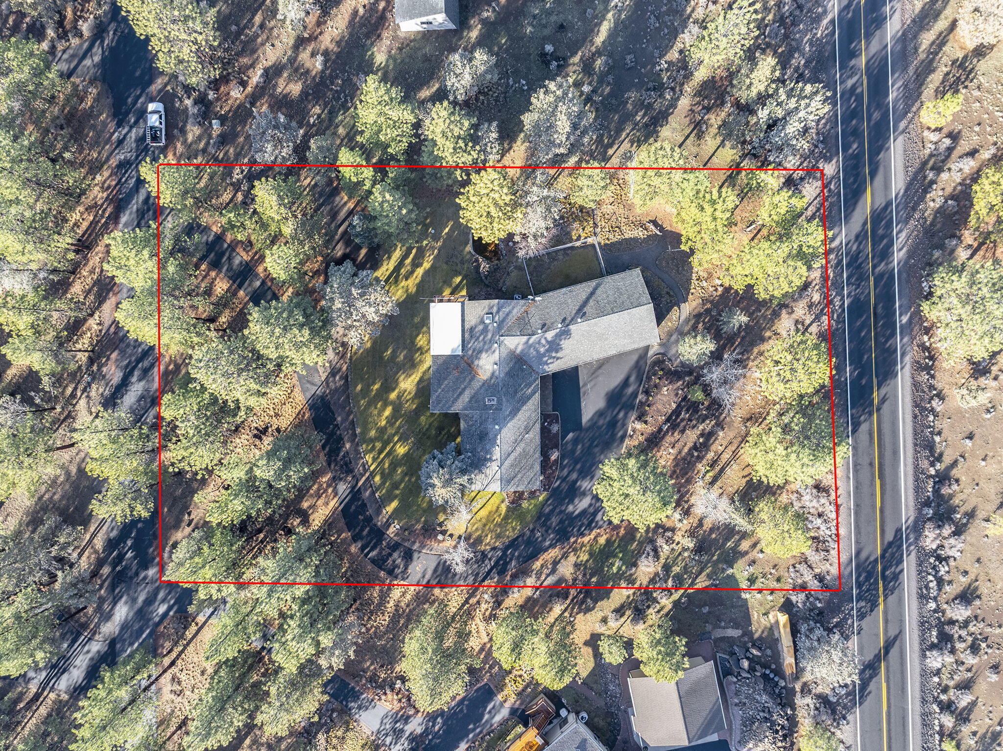 69944 Meadow View Road Sisters, OR 97759 - Photo 65 of 68 65-web-or-mls-DJI_20251219134141_0126_D