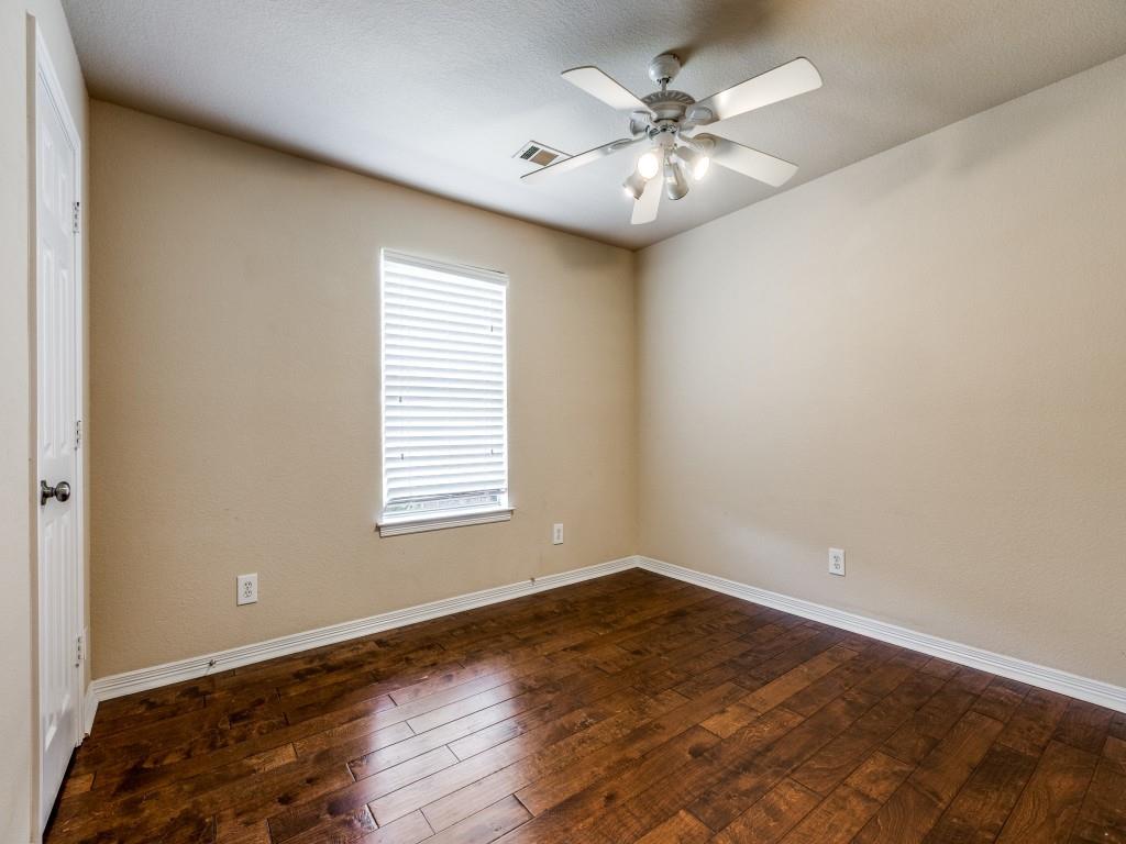 416 Scott Lane Pilot Point, TX 76258 - Photo 7 of 12