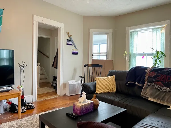 $4,400 | 44 Orchard Street, Unit 2, Medford, MA 02155