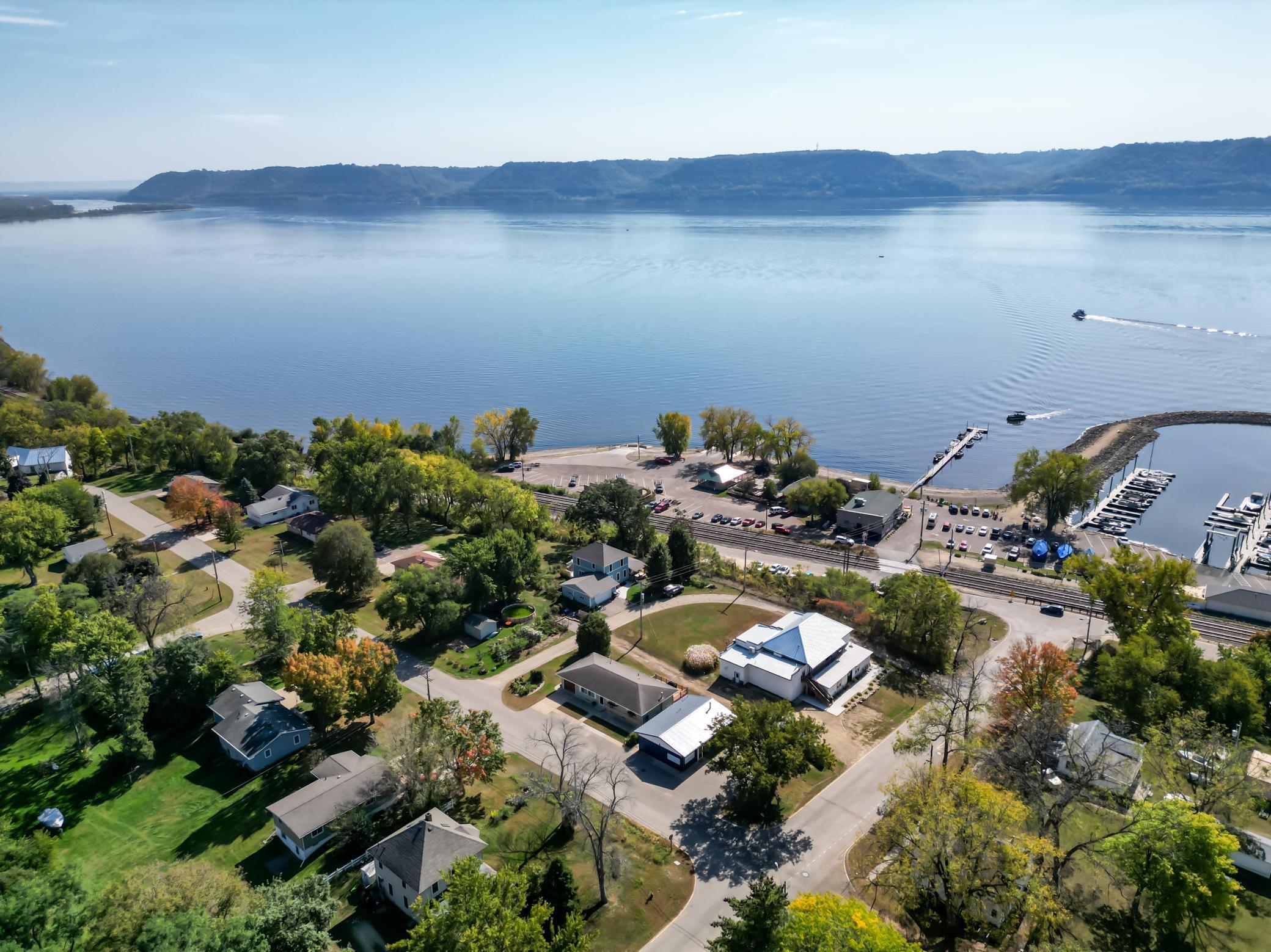 207 2nd Street Pepin, WI 54759 - Photo 4 of 44