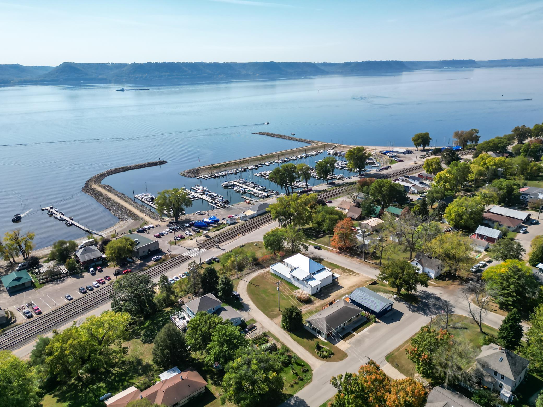 207 2nd Street Pepin, WI 54759 - Photo 5 of 44