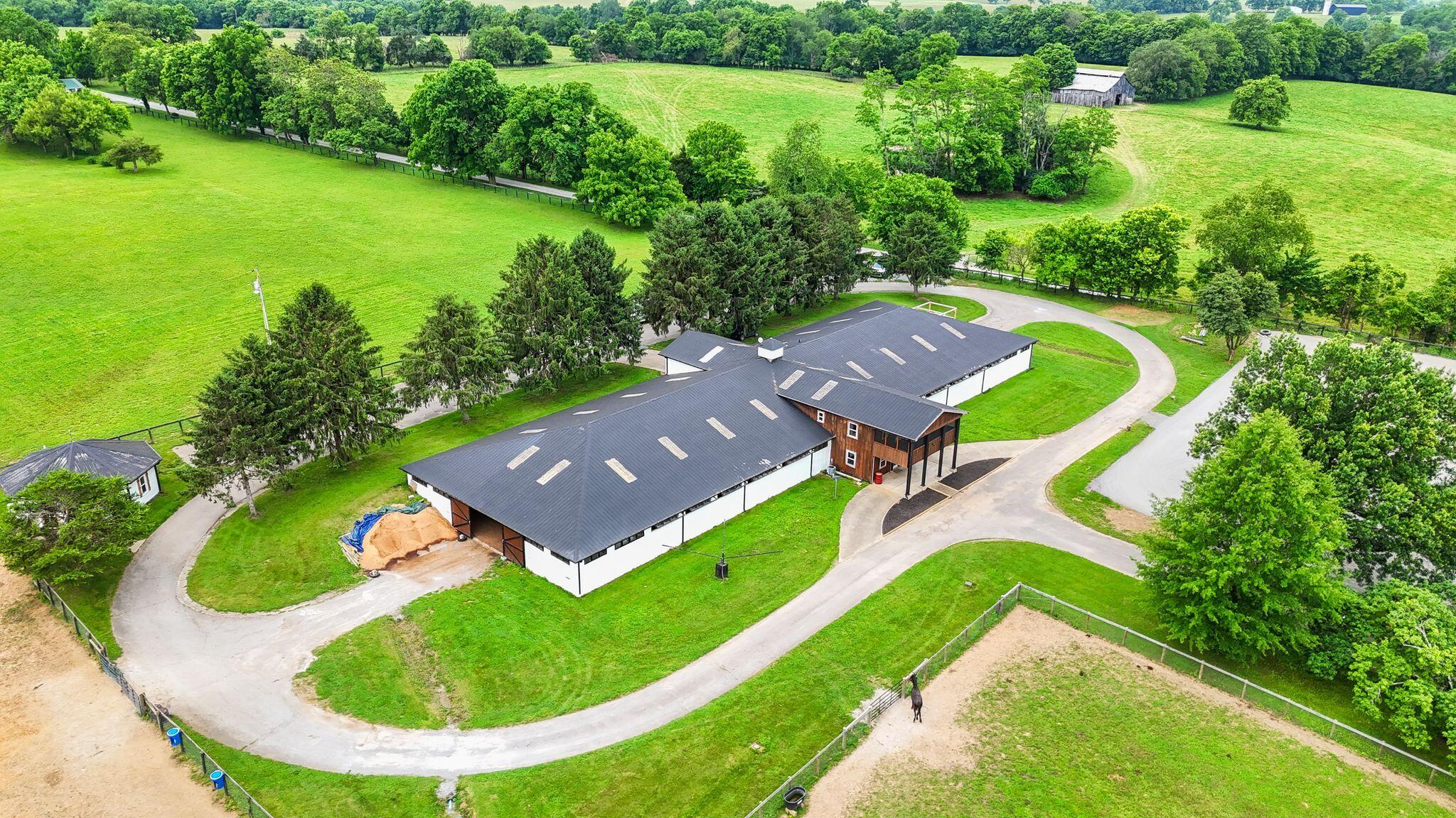 4160 Lexington Road Danville, KY 40422 - Photo 8 of 119 DJI_20250613102512_0943_D