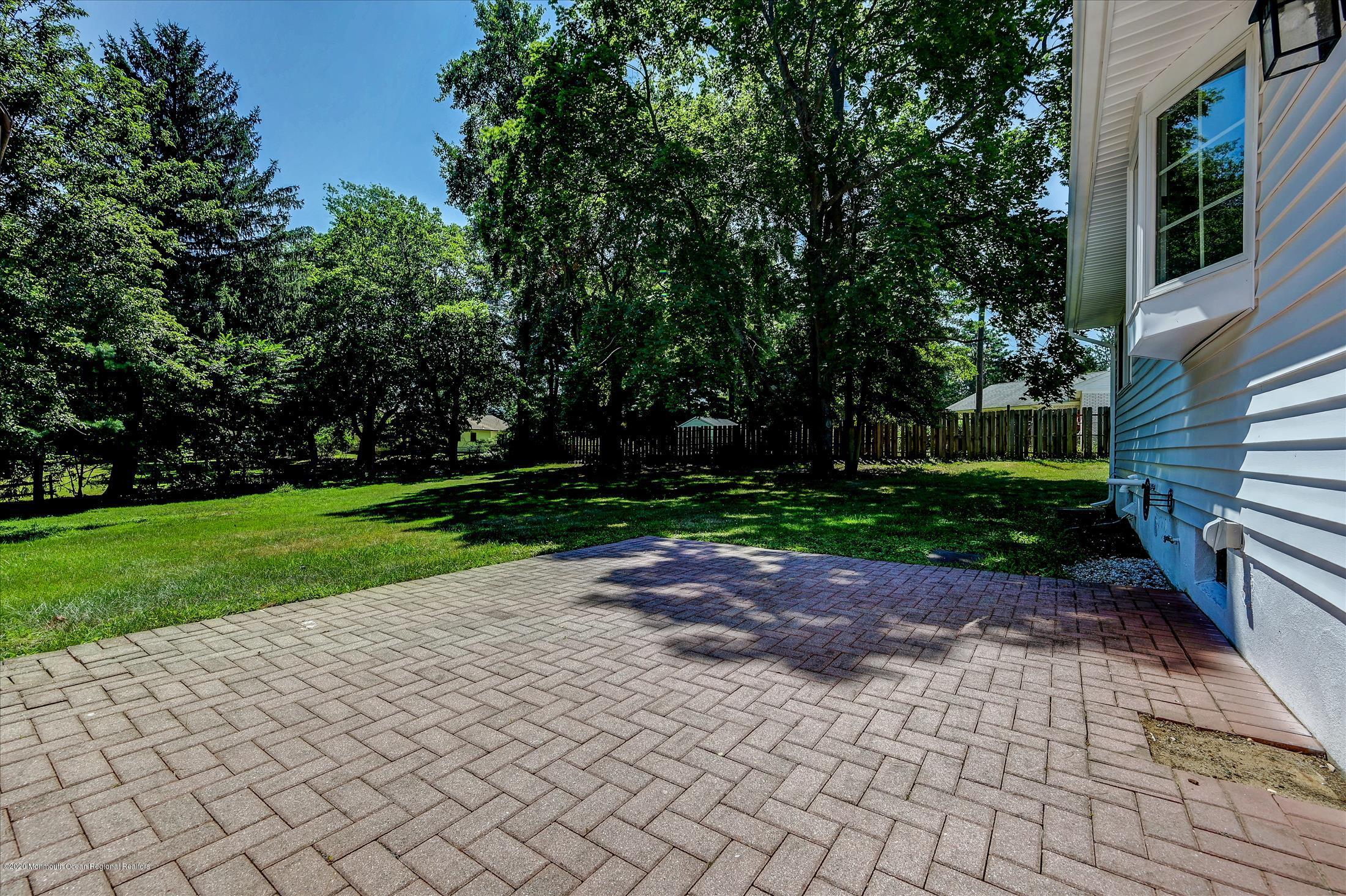 44 Bucks Mill Road Colts Neck, NJ 07722 - Photo 18 of 27 Patio