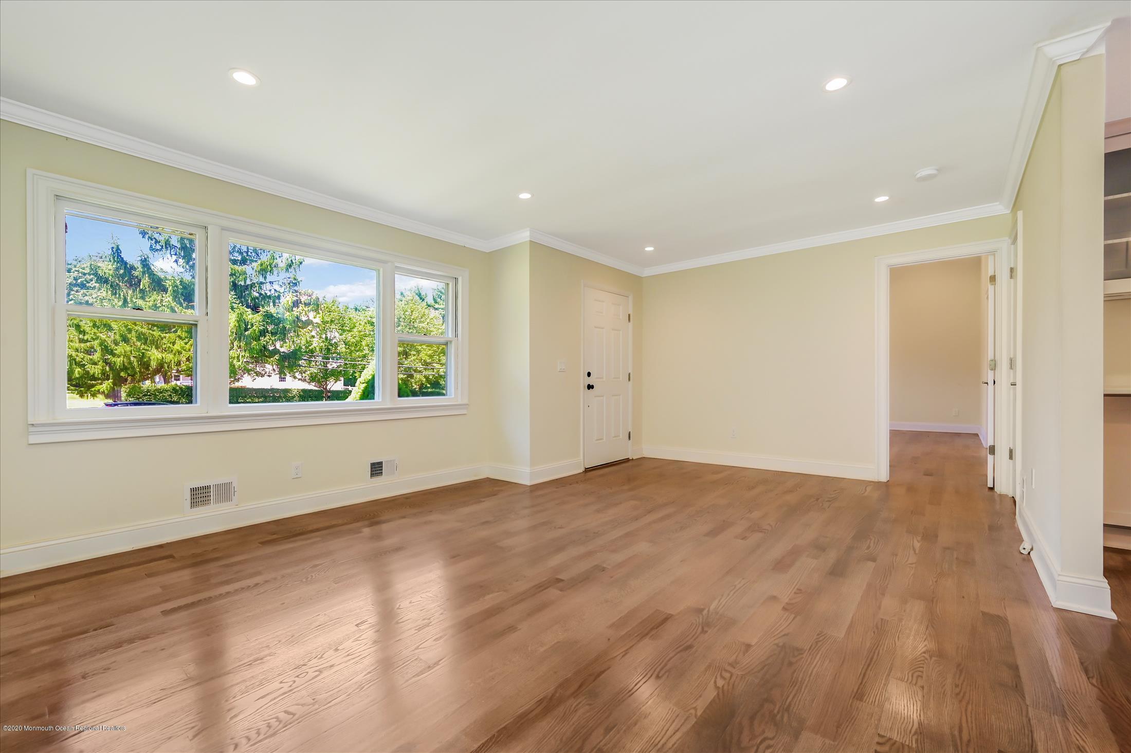 44 Bucks Mill Road Colts Neck, NJ 07722 - Photo 3 of 27 Living Room (2)