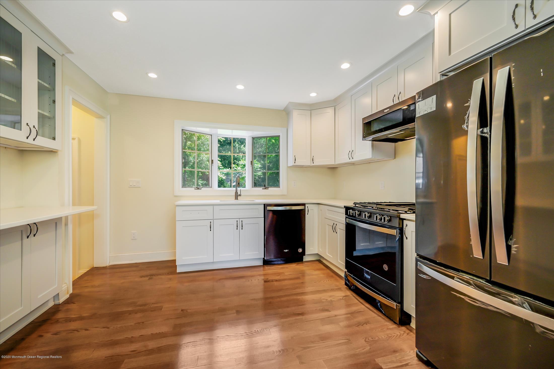 44 Bucks Mill Road Colts Neck, NJ 07722 - Photo 6 of 27 Kitchen