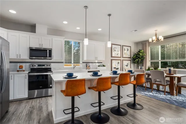 $879,125 | 26831 30th Place South, Unit 7, Kent, WA 98032