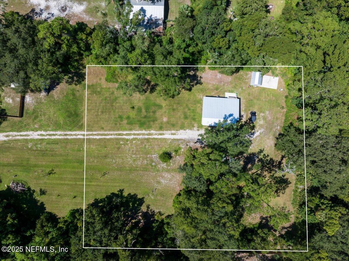 3514 Weaver Road Palatka, FL 32177 - Photo 23 of 30 a view of a tennis court