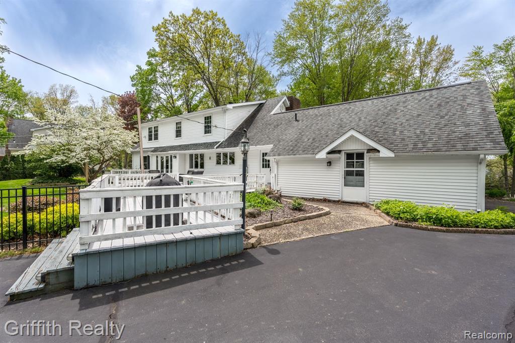 3041 Hunter Road Brighton, MI 48114 - Photo 46 of 65