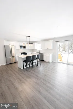 $2,850 | 45 Coreopsis Street, Browns Mills, NJ 08015