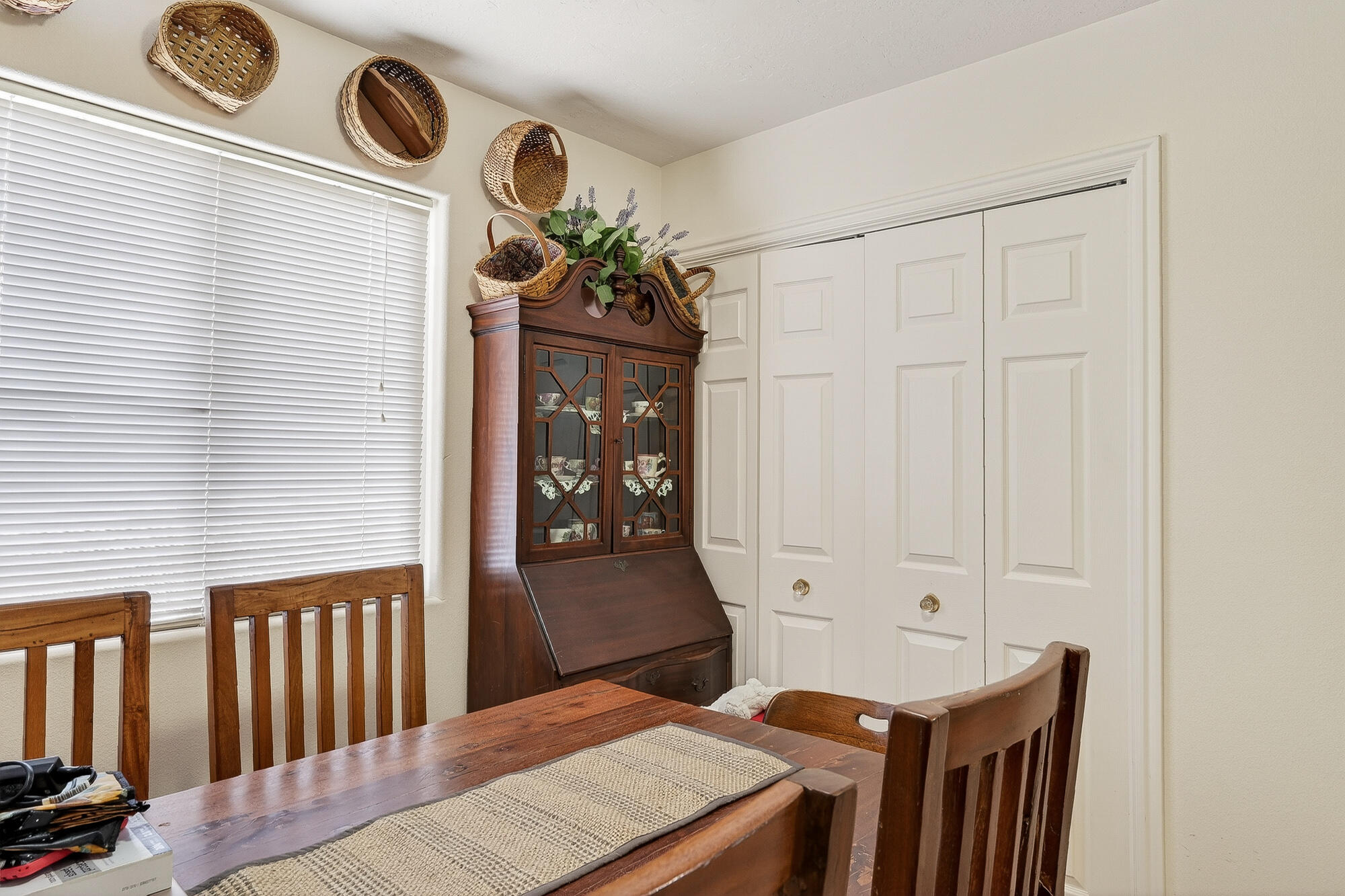 577-593 East Nichols Canyon Road, Unit 577579 & 591593 RV GARAGE Cedar City, UT 84721 - Photo 26 of 102 Bedroom 3
