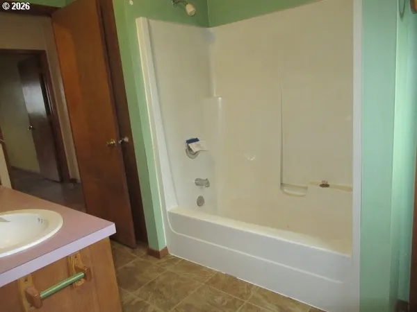 $480,000 | 48091 East Lyons Mill City Drive, Lyons, OR 97358