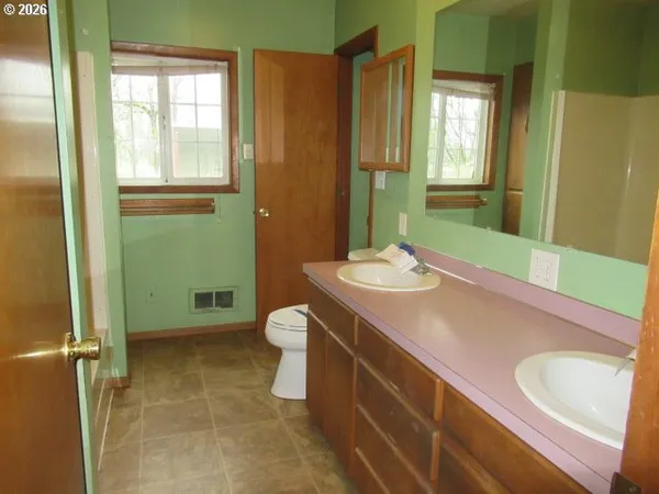 $480,000 | 48091 East Lyons Mill City Drive, Lyons, OR 97358