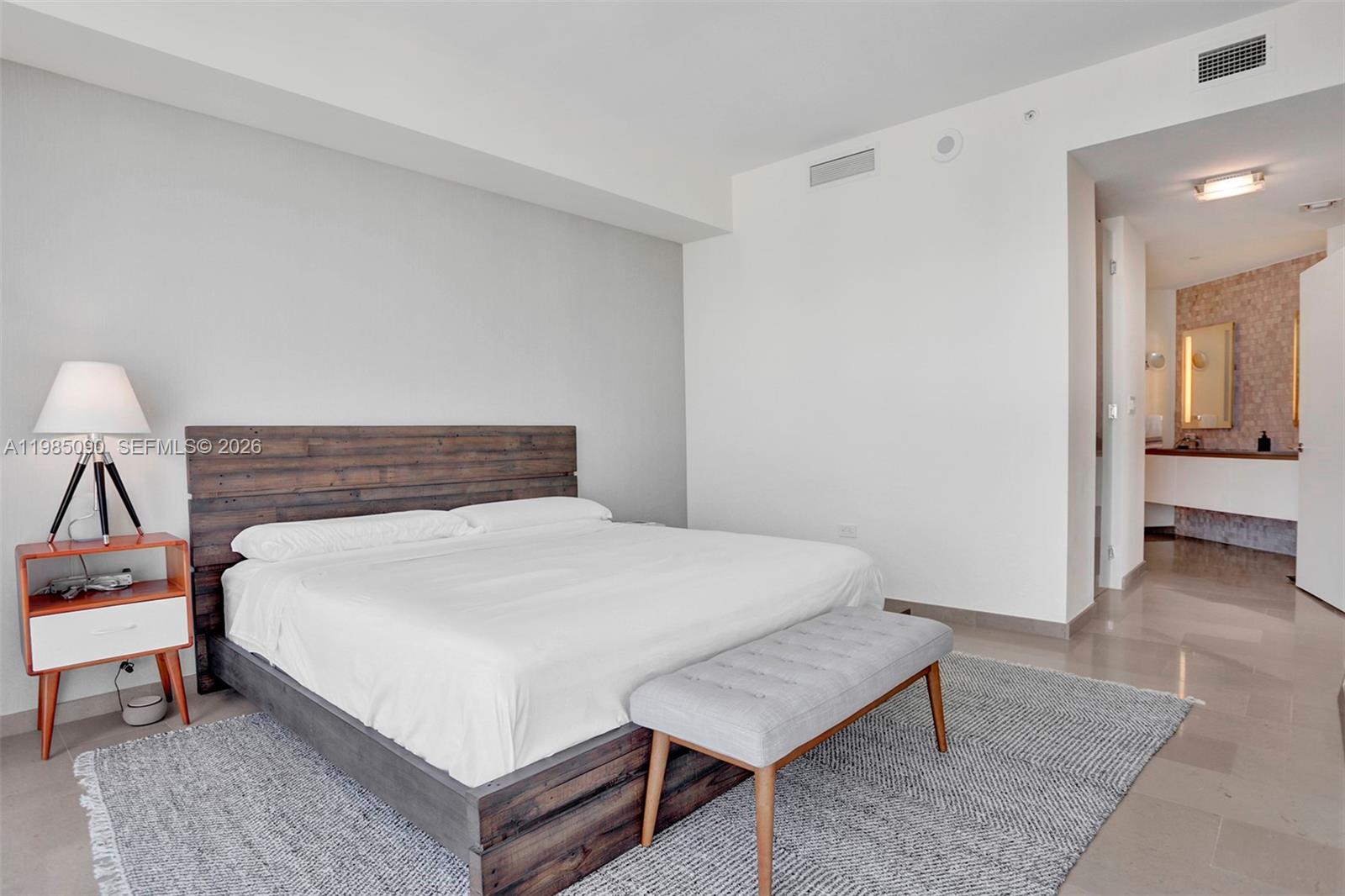 88 Southwest 7th Street, Unit 3511 Miami, FL 33130 - Photo 12 of 23