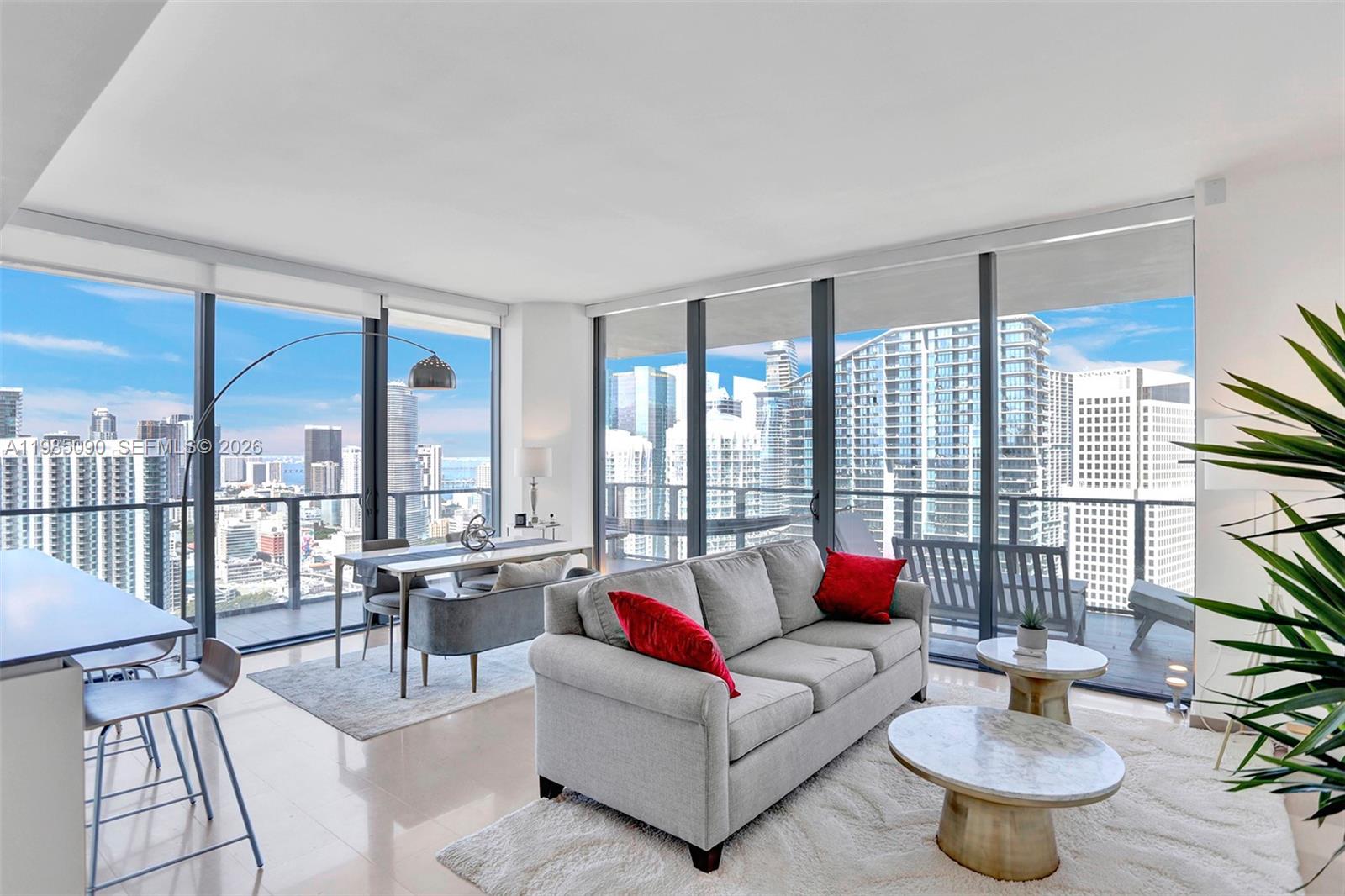 88 Southwest 7th Street, Unit 3511 Miami, FL 33130 - Photo 2 of 23