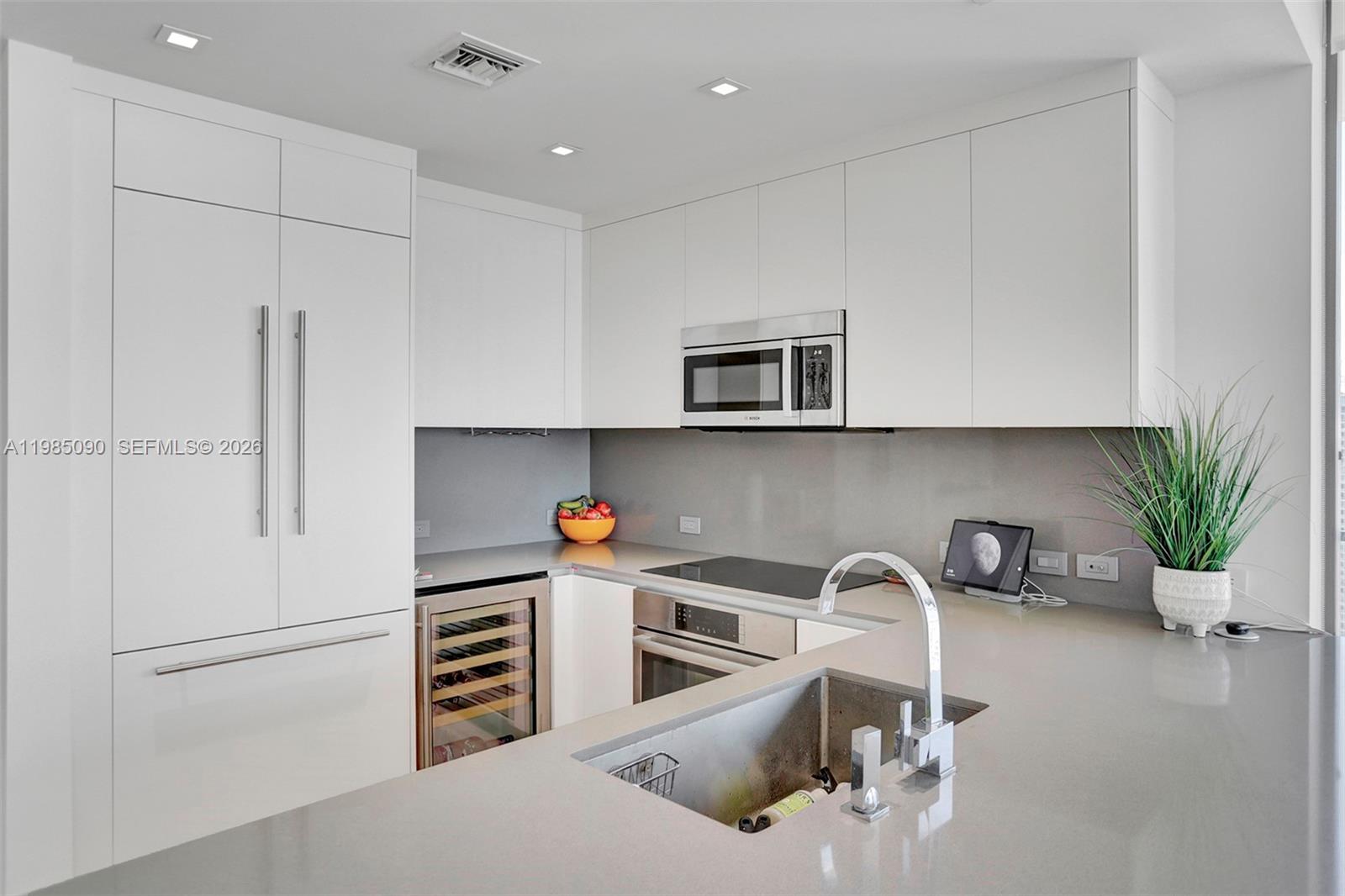 88 Southwest 7th Street, Unit 3511 Miami, FL 33130 - Photo 5 of 23