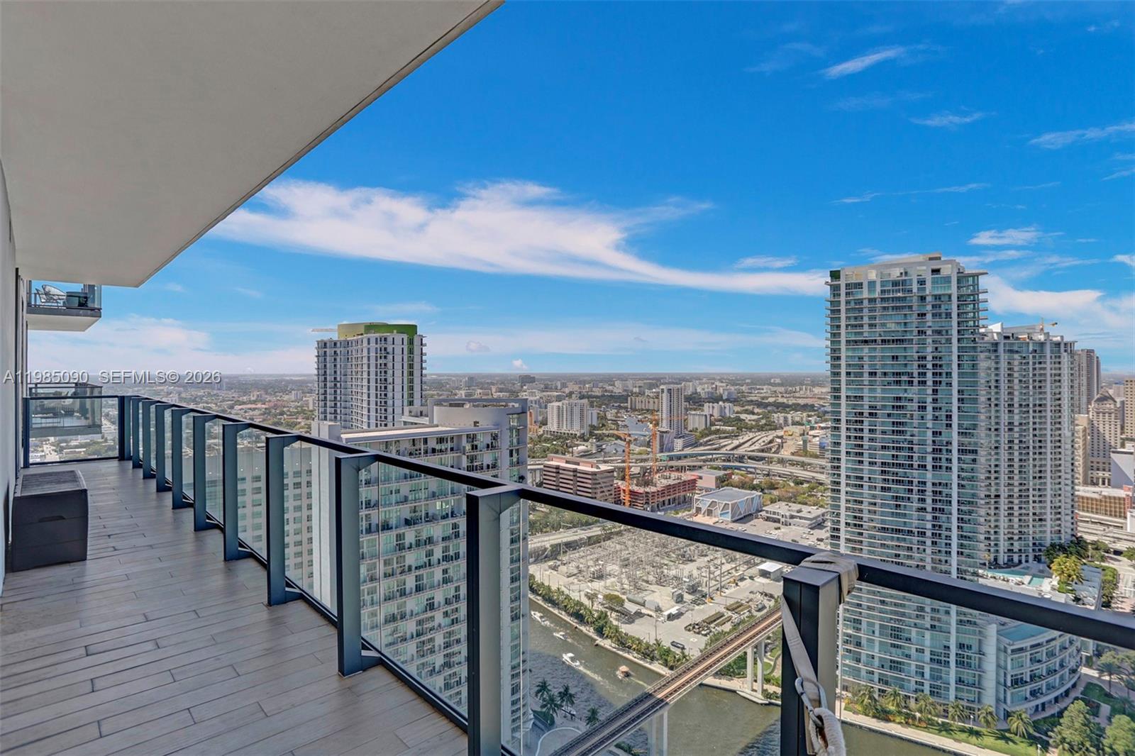 88 Southwest 7th Street, Unit 3511 Miami, FL 33130 - Photo 8 of 23