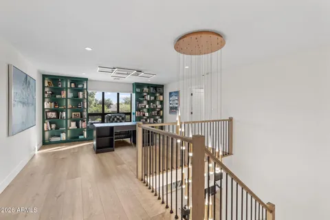 $2,795,000 | 910 East Kaler Drive, Phoenix, AZ 85020
