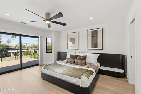 $2,795,000 | 910 East Kaler Drive, Phoenix, AZ 85020