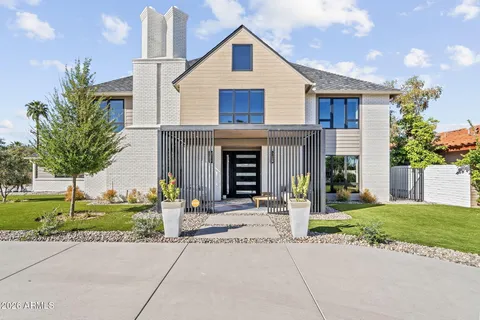 $2,795,000 | 910 East Kaler Drive, Phoenix, AZ 85020