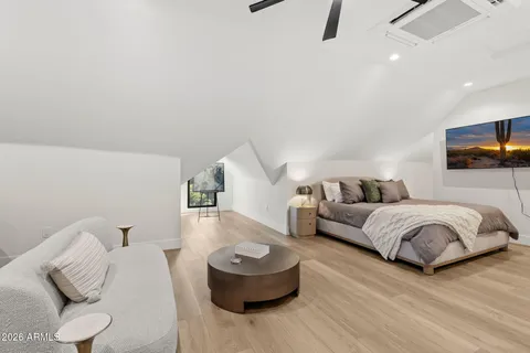 $2,795,000 | 910 East Kaler Drive, Phoenix, AZ 85020