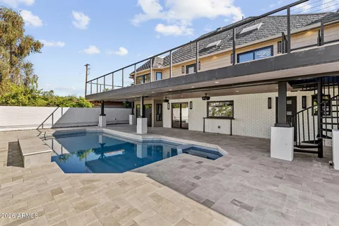 $2,795,000 | 910 East Kaler Drive, Phoenix, AZ 85020