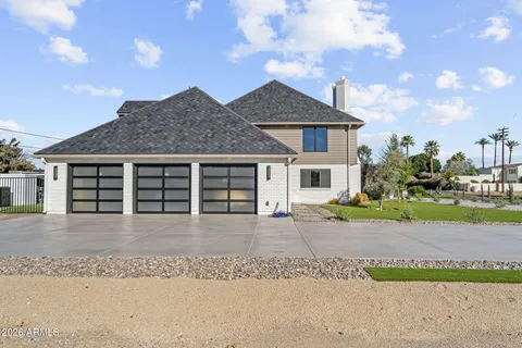 $2,795,000 | 910 East Kaler Drive, Phoenix, AZ 85020