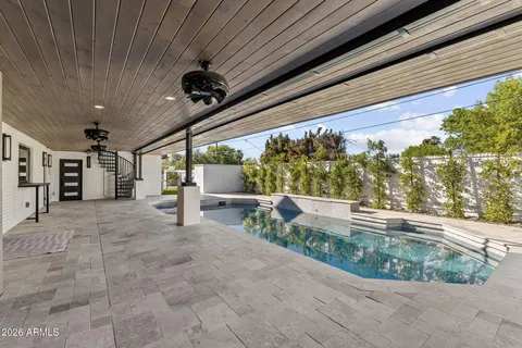 $2,795,000 | 910 East Kaler Drive, Phoenix, AZ 85020