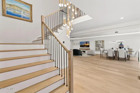 $2,795,000 | 910 East Kaler Drive, Phoenix, AZ 85020