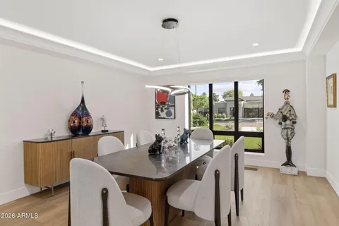 $2,795,000 | 910 East Kaler Drive, Phoenix, AZ 85020