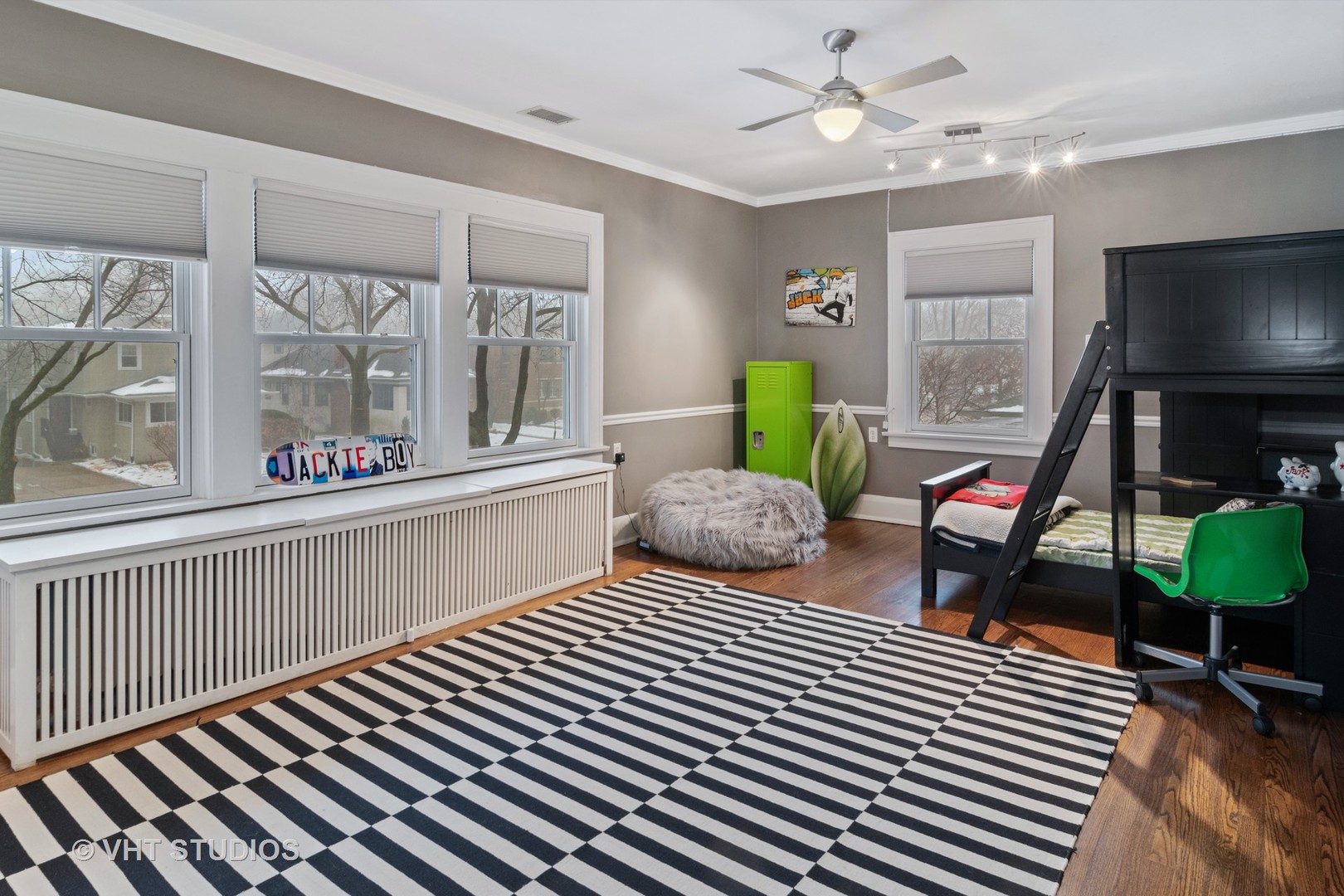 742 Bonnie Brae River Forest, IL 60305 - Photo 17 of 39