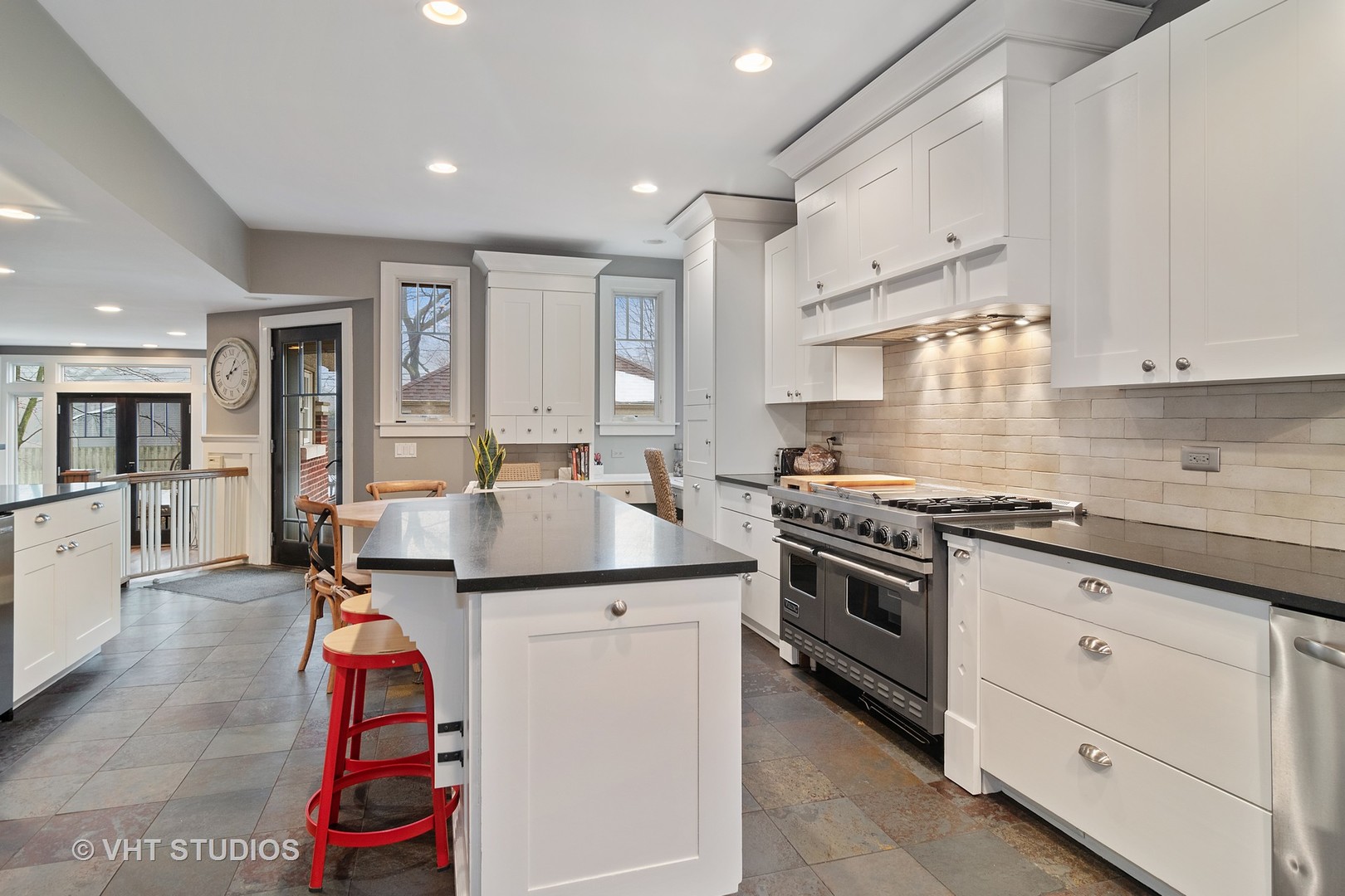 742 Bonnie Brae River Forest, IL 60305 - Photo 6 of 39