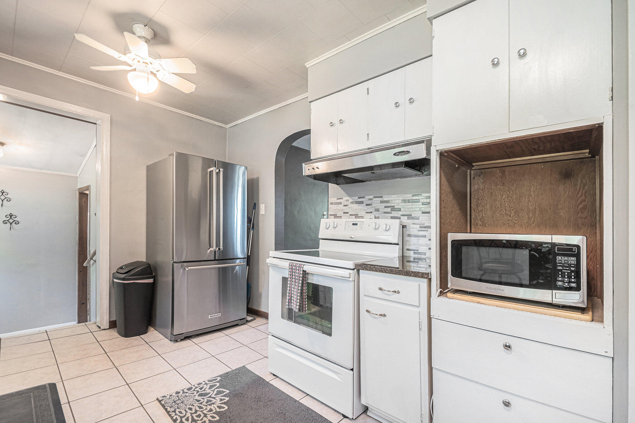 2764 Territorial Road Benton Harbor, MI 49022 - Photo 7 of 16 008_dsc_8285