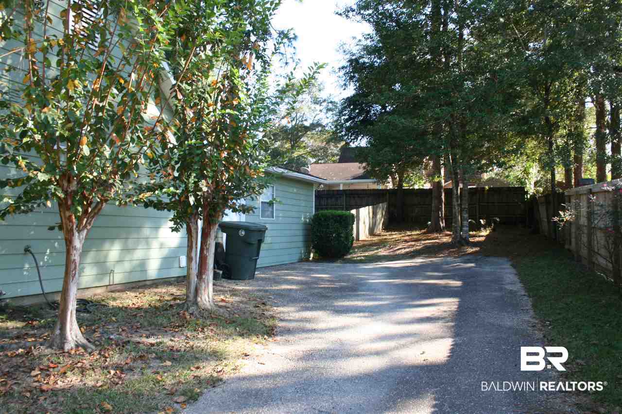 102 Meadow Wood Loop Daphne, AL 36526 - Photo 33 of 33 Driveway