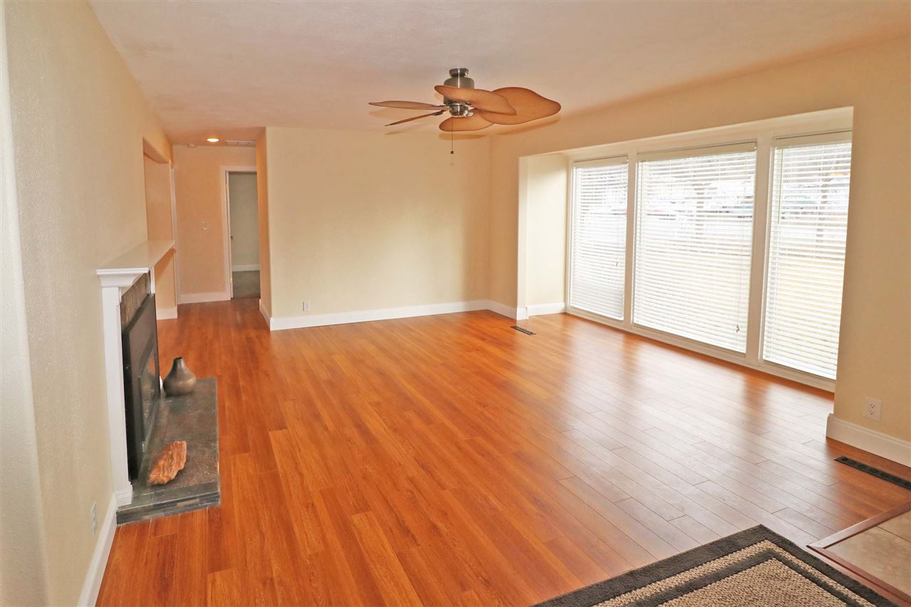 2124 South Sunrise Road Spokane Valley, WA 99206 - Photo 3 of 20
