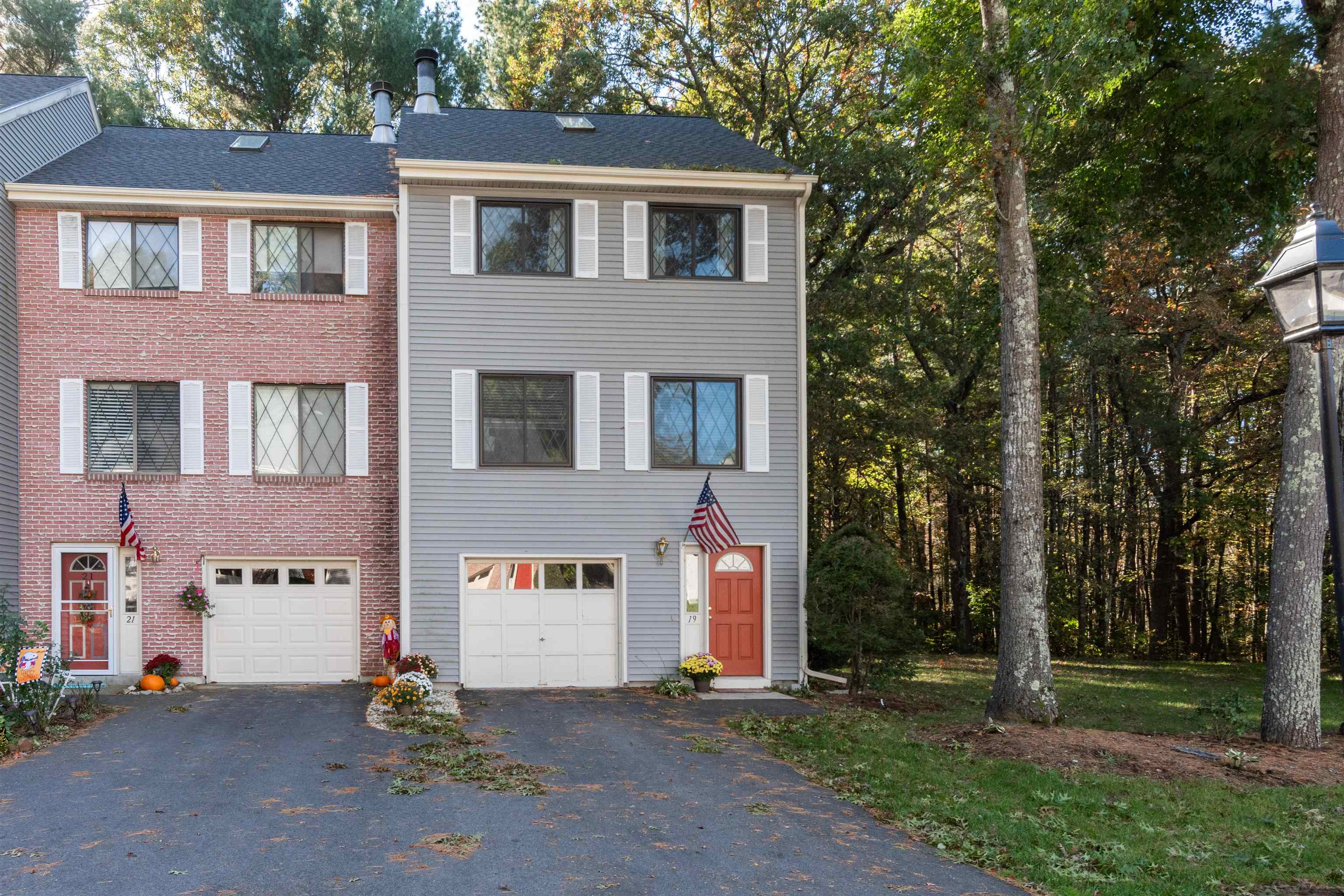 19 Plasic Road Merrimack, NH 03054 - Photo 1 of 37