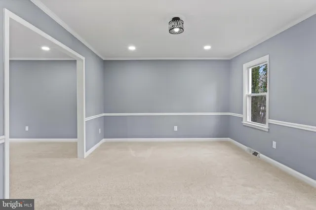 $689,900 | 16048 Fairway Drive, Dumfries, VA 22025