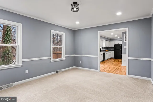 $689,900 | 16048 Fairway Drive, Dumfries, VA 22025