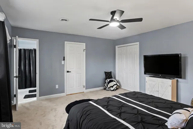 $689,900 | 16048 Fairway Drive, Dumfries, VA 22025