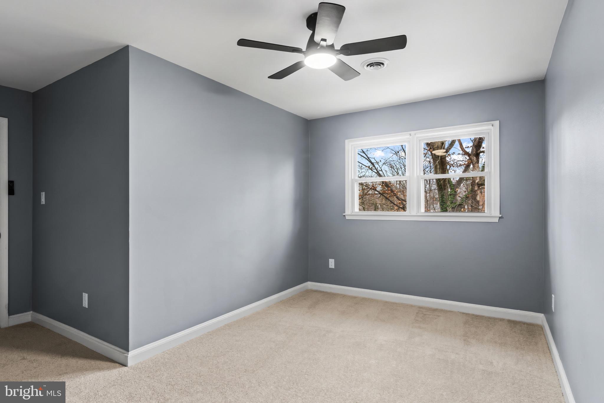 16048 Fairway Drive Dumfries, VA 22025 - Photo 35 of 46